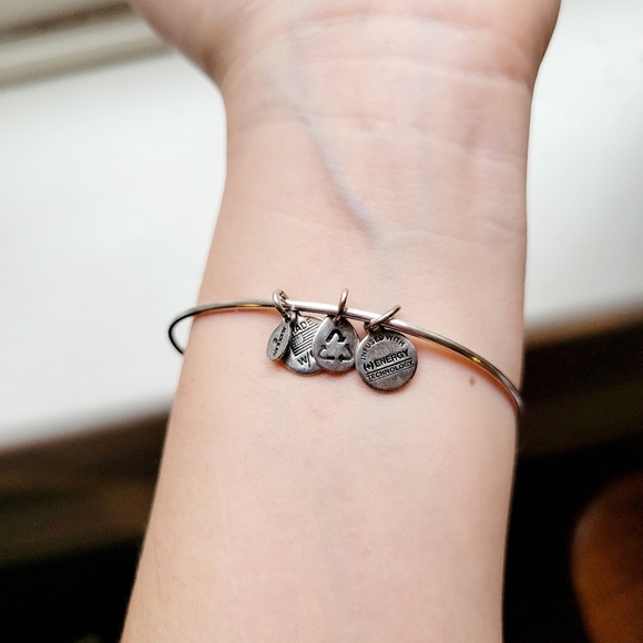 Alex & Ani 2013 Lotus Flower Om Bracelet - Picture 7 of 8